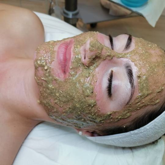 Natural Beauty Lux #beograd Tretman lica Higijenski tretman lica Higijenski tretman lica spada u osn