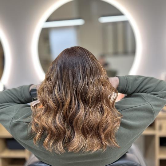 Studio Eleven Ladies&Gentlemen #beograd Farbanje kose Preliv - sve dužine kose