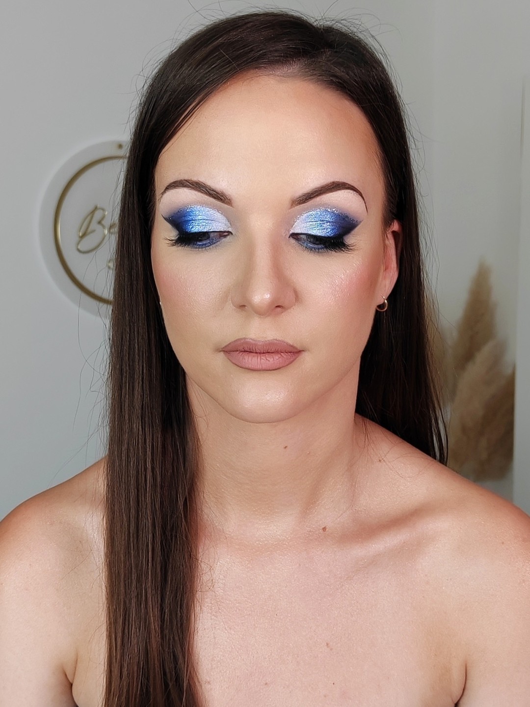 Beauty corner Belgrade #beograd Make-up / šminkanje Profesionalno šminkanje + veštačke trepavice (po želji)