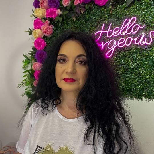Princess beauty #nis Make-up / šminkanje Profesionalno šminkanje + veštačke trepavice