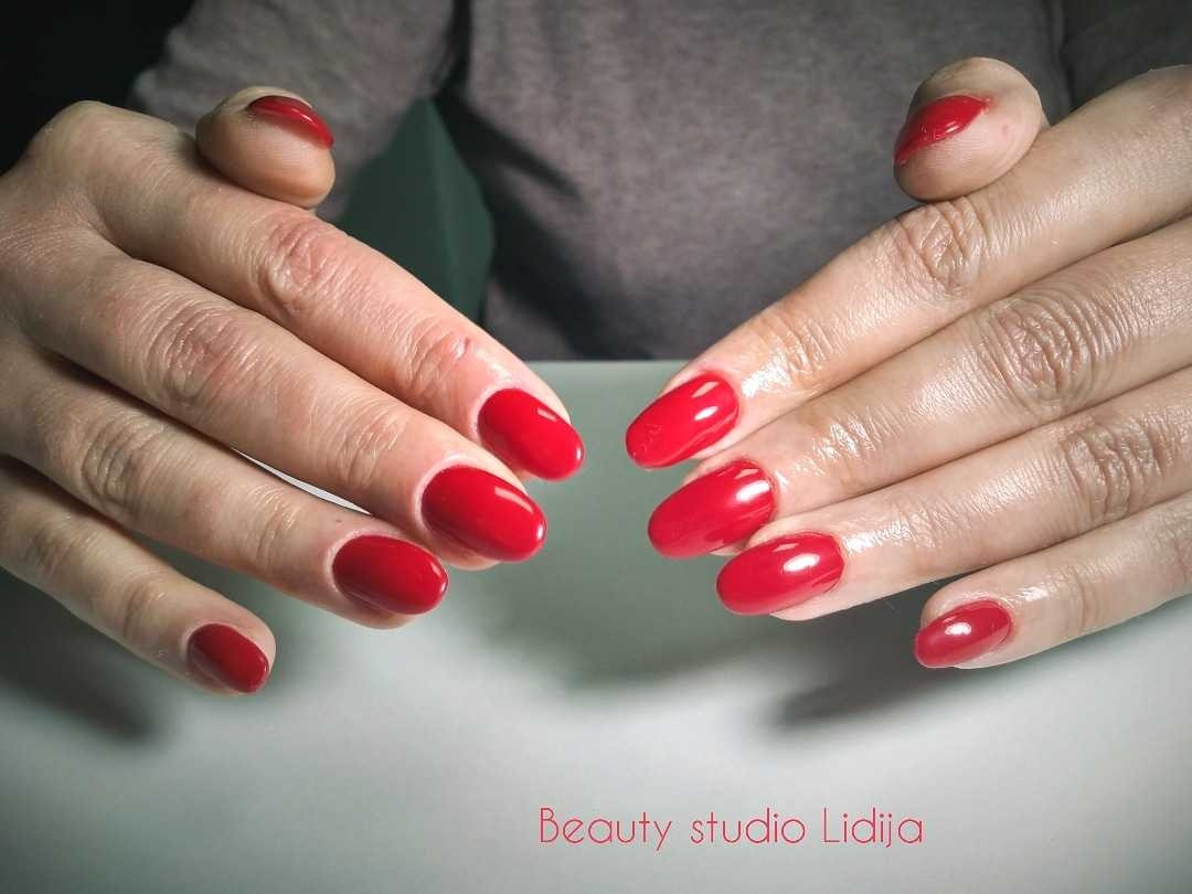 Beauty studio Lidija #beograd Izlivanje noktiju