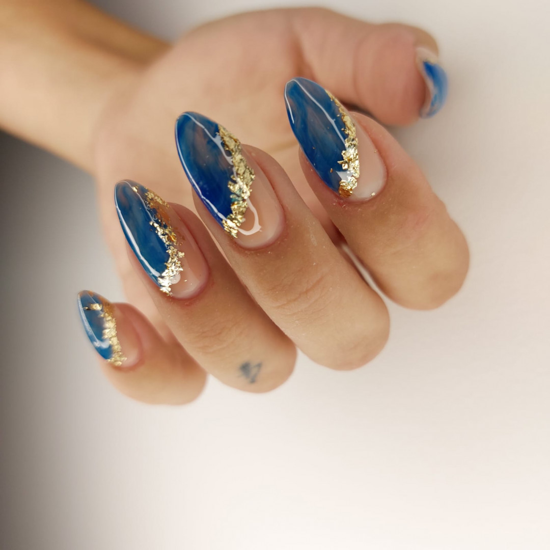 Bling Bling Nails and Lashes #beograd Izlivanje noktiju Izlivanje noktiju gelom - L dužina