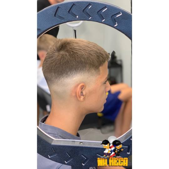 Na Keca #beograd Muško šišanje Muško šišanje - fade