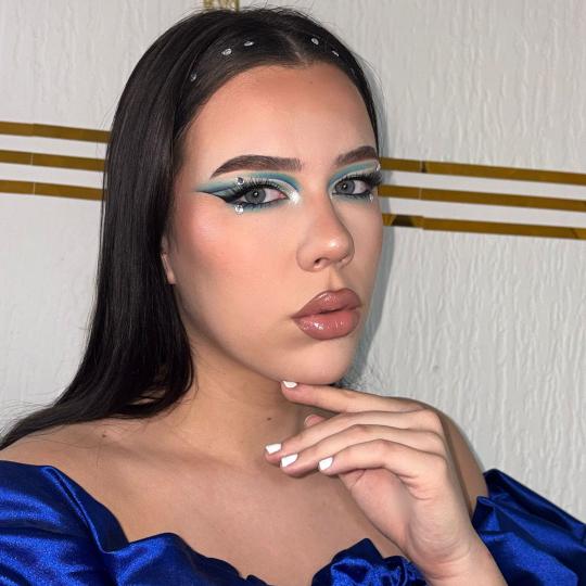 Varnelli Studio #beograd Make-up / šminkanje Scensko šminkanje