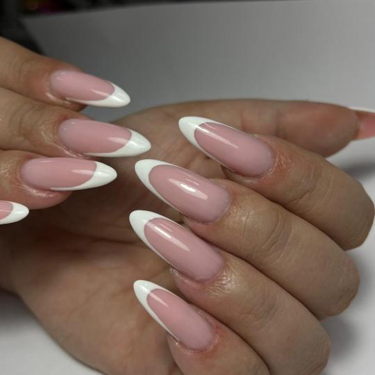 Princess beauty #nis Izlivanje noktiju Izlivanje noktiju gelom - L dužina