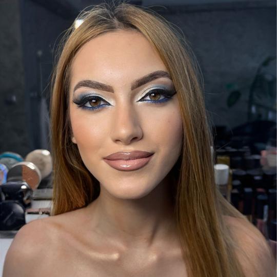 Beauty by Ivona Plus #nis Make-up / šminkanje Profesionalna večernja / dnevna šminka - sa trepavi