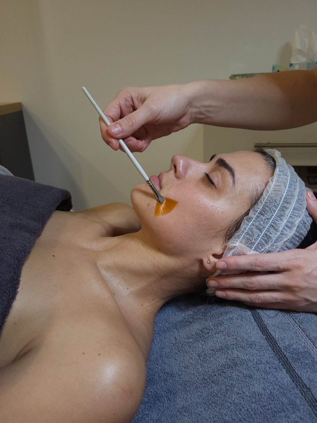 Nevena beauty centar #beograd Tretman lica Tretman lica - Skeyndor Dermapeel