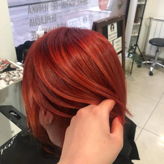 Butik Lepote #beograd Farbanje kose Farbanje cele dužine kose - paž do ramena