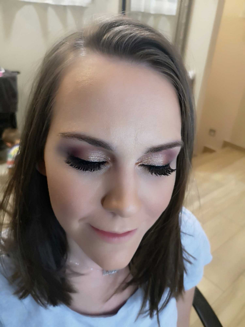 Bibi beauty centar #beograd Make-up / šminkanje Profesionalno šminkanje + veštačke trepavice