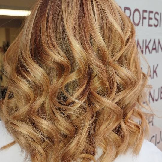 Beauty in Style DM #novisad Pramenovi Pramenovi na foliju - kosa srednje dužine