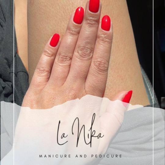 La Nika #beograd Manikir Manikir + gel lak Trajni lak