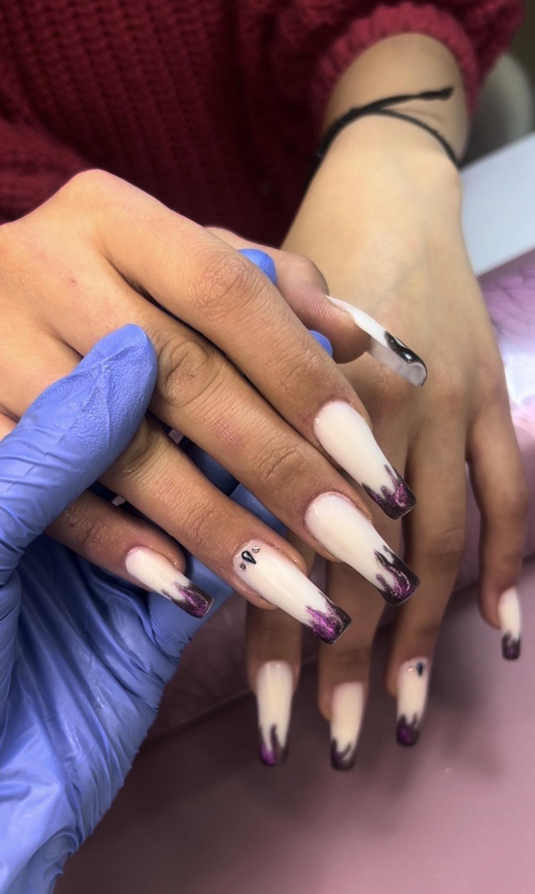 Izlivanje noktiju gelom - XL dužina - Mila Beauty Centar, Beograd Izlivanje noktiju Nokti Izlivanje noktiju, Beograd, Bežanijska kosa, Bežanija, Ledine, Surčin