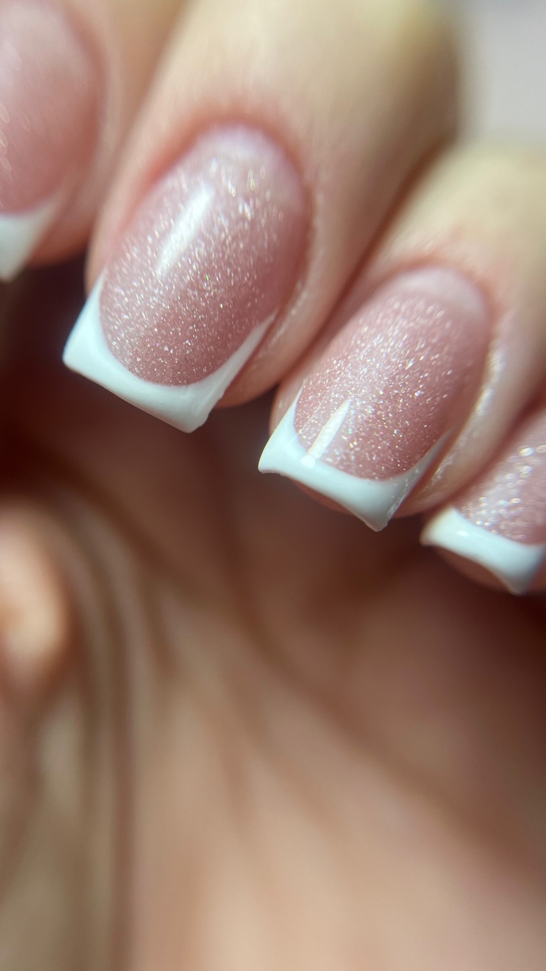 Xenija beauty #beograd Izlivanje noktiju Izlivanje noktiju gelom - S dužina