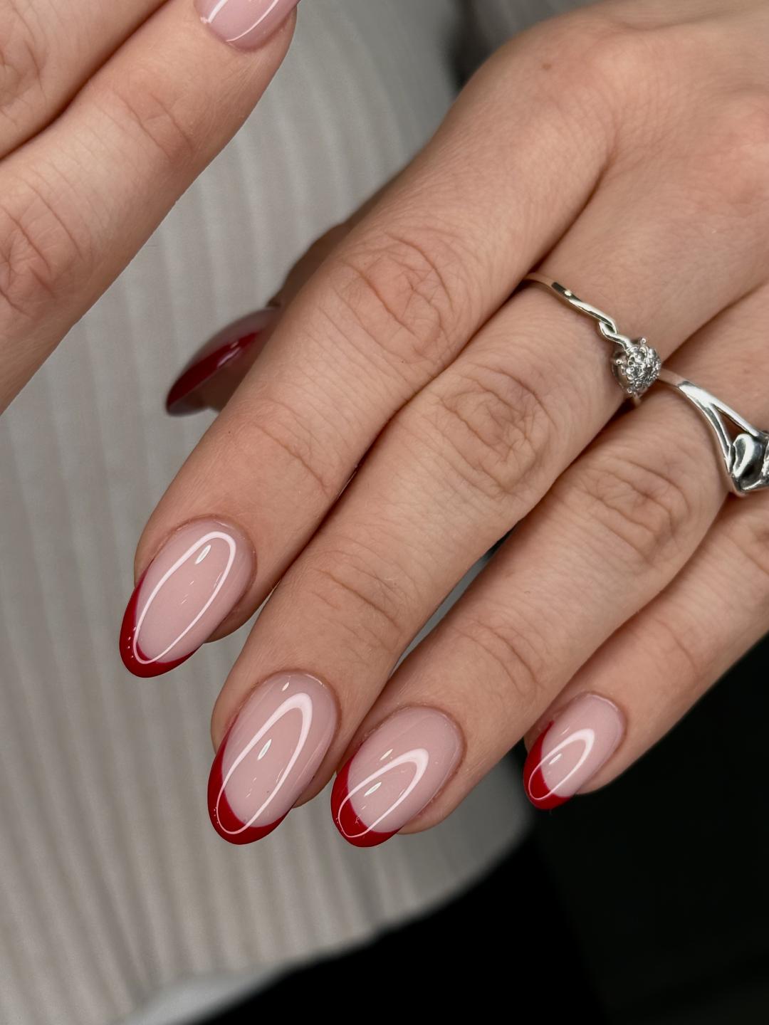 Korekcija noktiju gelom - S/M velicina - Beauty Cocktail, Beograd Korekcija noktiju Nokti Korekcija noktiju, Beograd, Voždovac