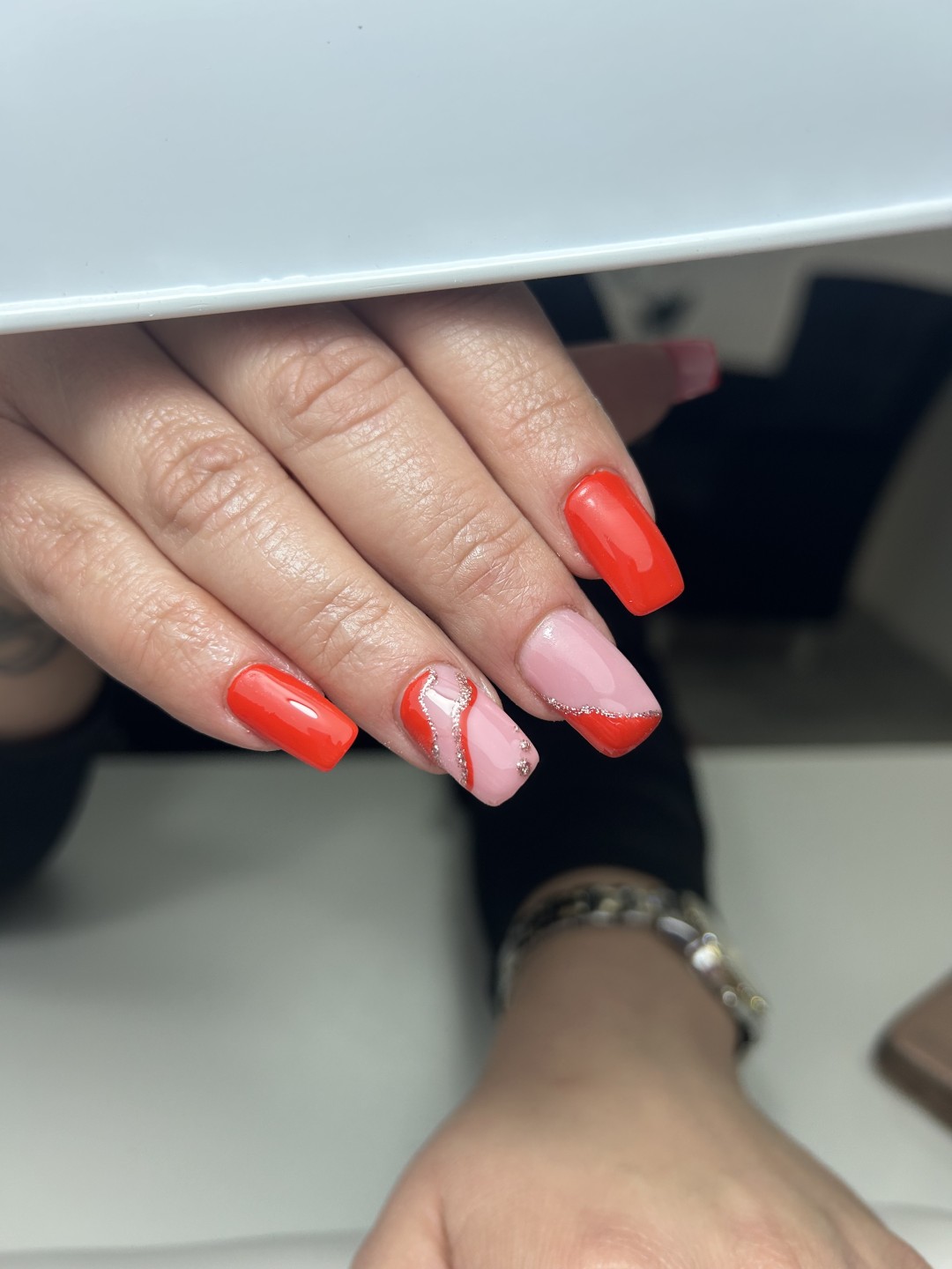 MM manikir i pedikir #beograd Nadogradnja noktiju Nadogradnja noktiju tipsama + gel u boji