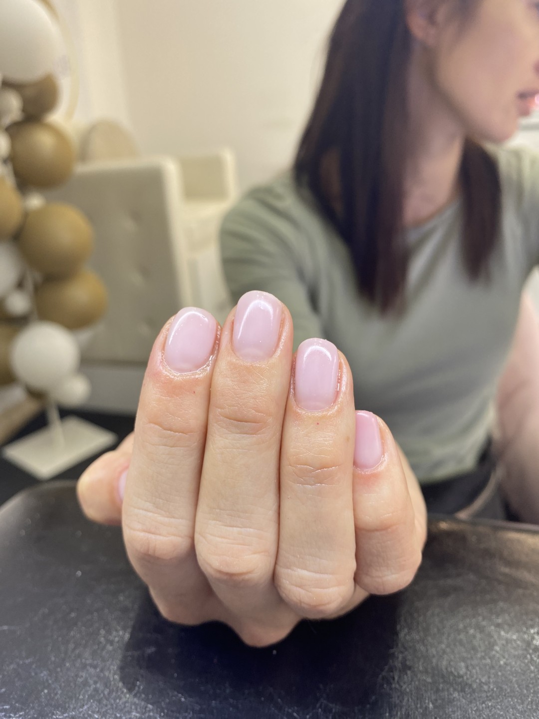 Studio Beauty Que #beograd Ojačavanje noktiju Ojačavanje prirodnih noktiju rubber bazom
