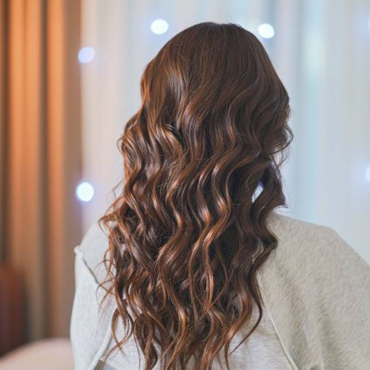 MN Beauty studio #beograd Feniranje i stilizovanje Talasi presom - duga kosa