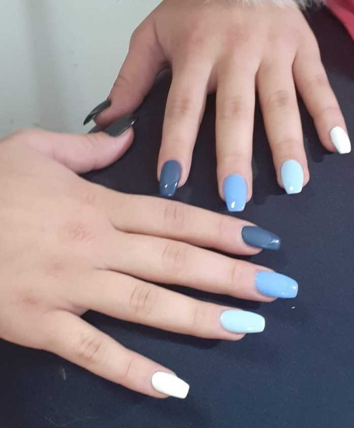 Monstera beauty salon #beograd Izlivanje noktiju Izlivanje noktiju gelom - L dužina noktiju