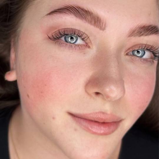 Esthetique Privé #beograd Obrve Brow lift + lash lift + farbanje obrva i trepavica
