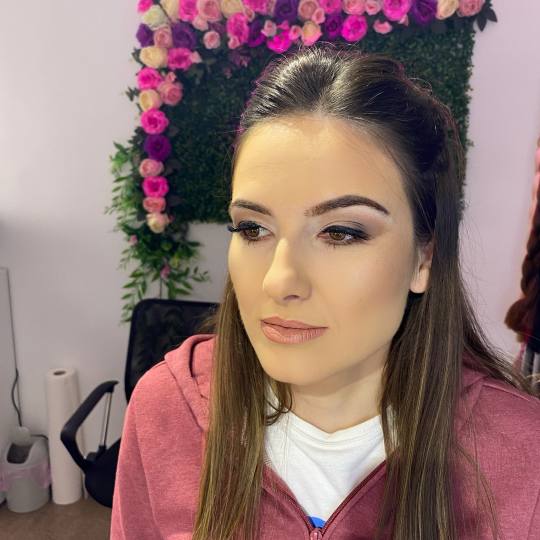 Princess beauty #nis Make-up / šminkanje Profesionalno šminkanje + veštačke trepavice