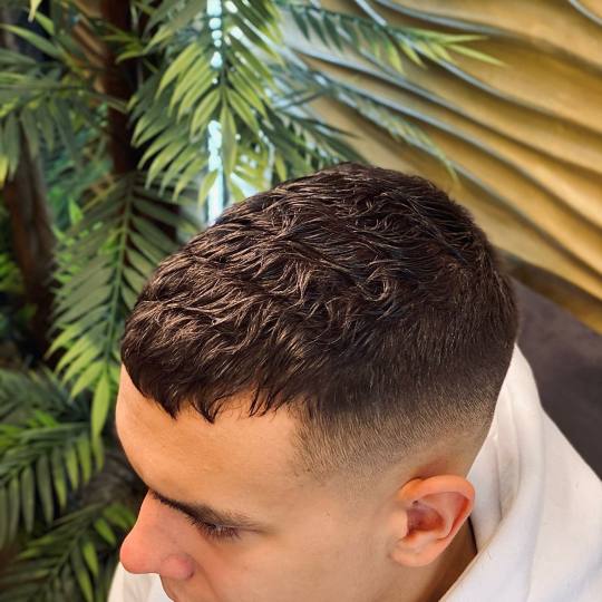 Salon Pirić #beograd Muško šišanje Muško šišanje makazama / mašinicom