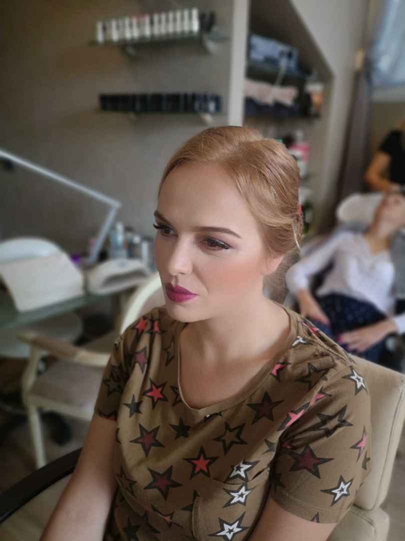 Bibi beauty centar #beograd Make-up / šminkanje Profesionalno šminkanje + veštačke trepavice
