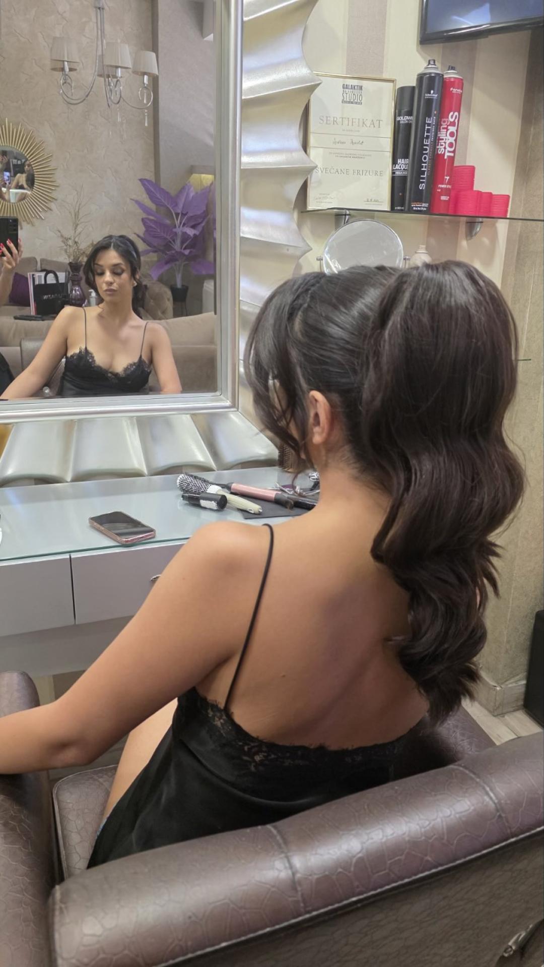 Svečana frizura - ekstra složena - Aquarius Beauty, Beograd Svečane i frizure za svadbu Frizerski saloni Svečane i frizure za svadbu, Beograd, Konjarnik, Učiteljsko naselje