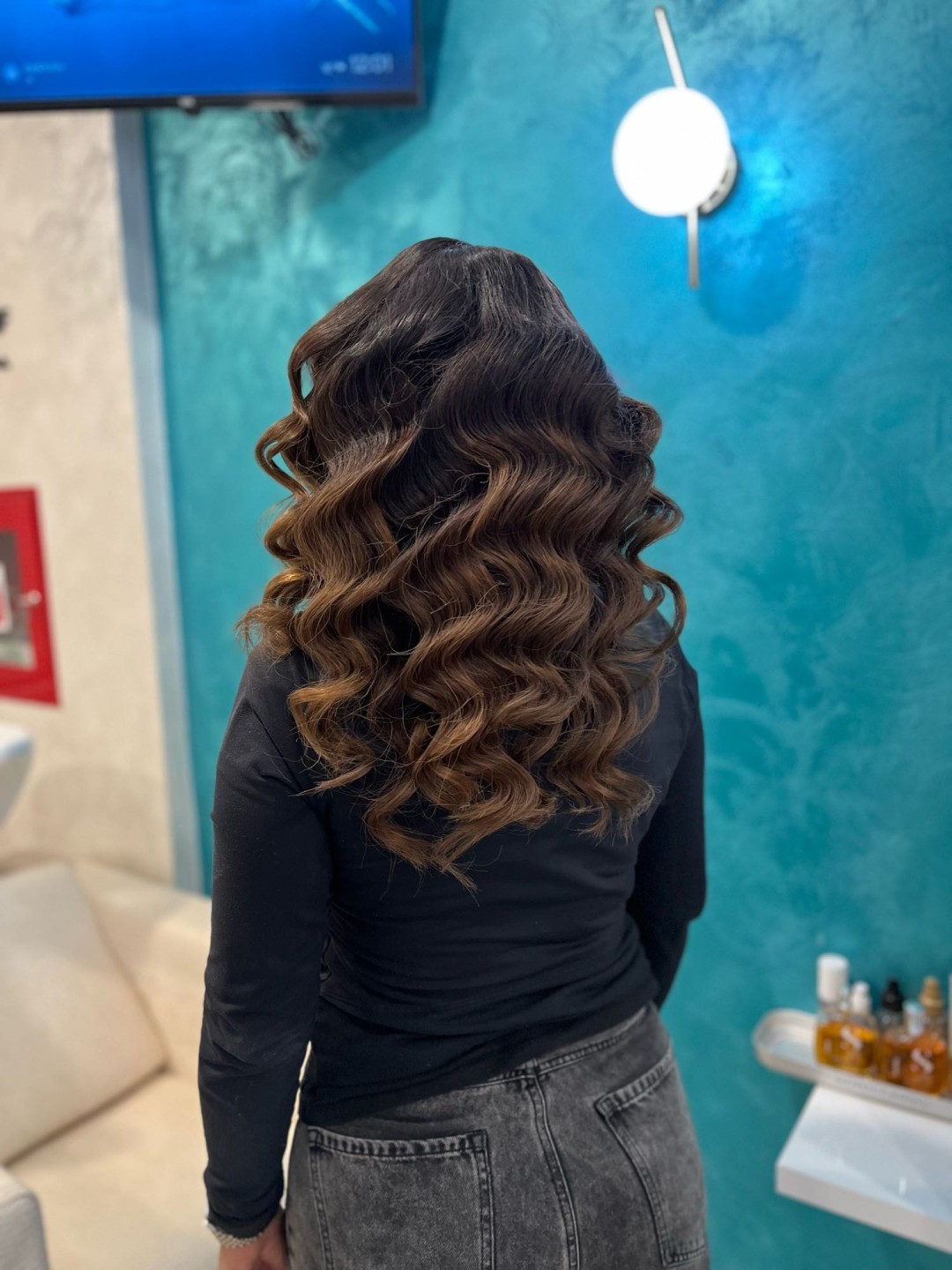 Hollywood talasi - ekstra duga kosa - Dream Hair Studio, Beograd Svečane i frizure za svadbu Frizerski saloni Svečane i frizure za svadbu, Beograd, Novi Beograd Fontana, Tošin bunar