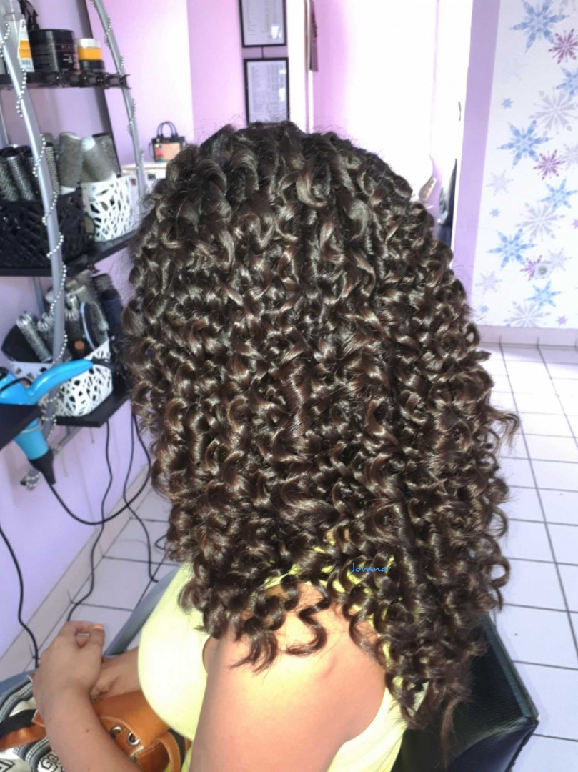Jovana + #beograd Uvijanje, lokne i talasi Afro lokne - ekstra duga kosa