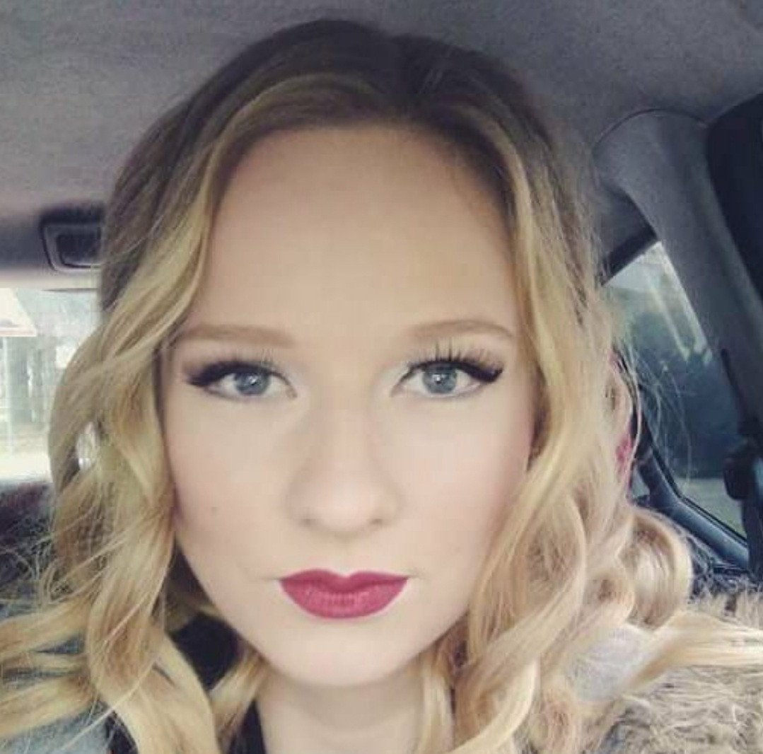 Albina Unisex Studio Lepote #temerin Make-up / šminkanje Profesionalno šminkanje + veštačke trepavice