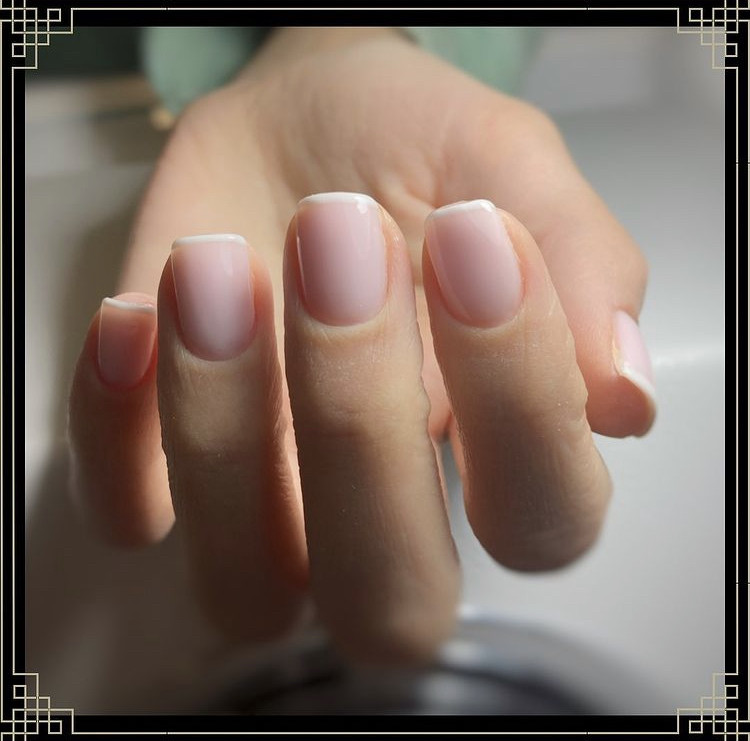 Diamonds & Pearls Beauty Studio #beograd Gel lak Ruski manikir + ojačavanje prirodnih noktiju gelom - S dužina noktiju
