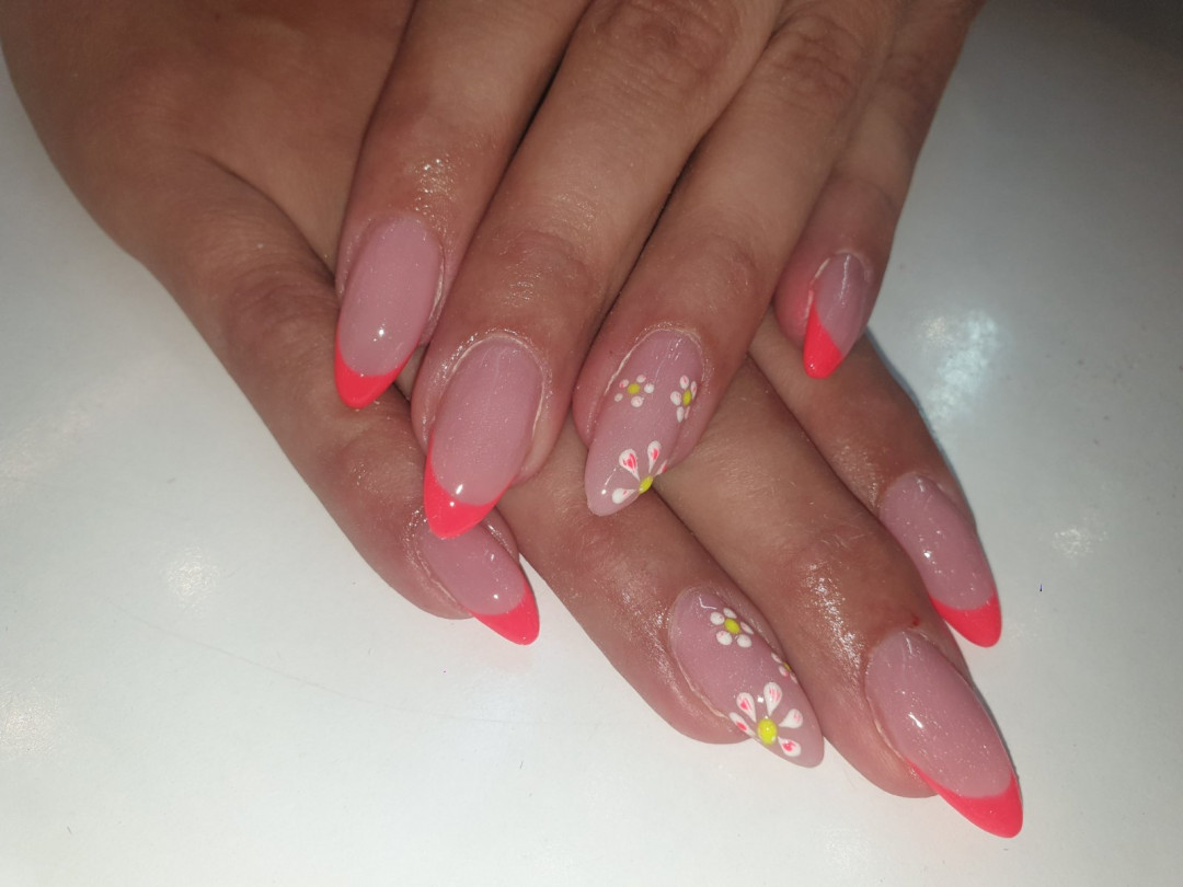 Korekcija ojačavanja / nadogradnje / izlivanja noktiju + french - Alfaparf Nails, Beograd Korekcija noktiju Nokti Korekcija noktiju, Beograd, Karaburma, Višnjička banja