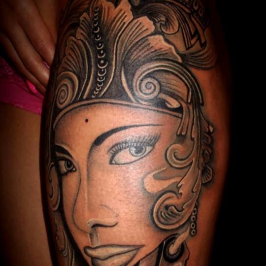 Krispy tattoo & nails #beograd Ostalo Tetovaža podlaktica 20-25cm - crno-bela Tetovaža butina