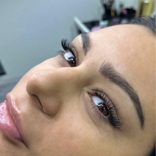 44. Beauty Concept #beograd Nadogradnja trepavica Nadogradnja svilenih trepavica - mix tehnika