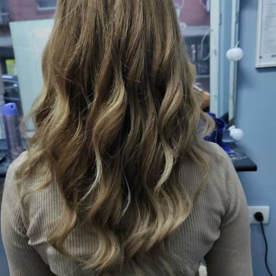 Beauty hair 011 #beograd Feniranje i stilizovanje Feniranje na talase - duga kosa