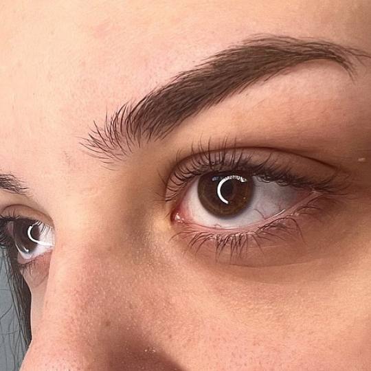 Kod Mačeta #beograd Trepavice Lash lift plus keratin plus farbanje ️