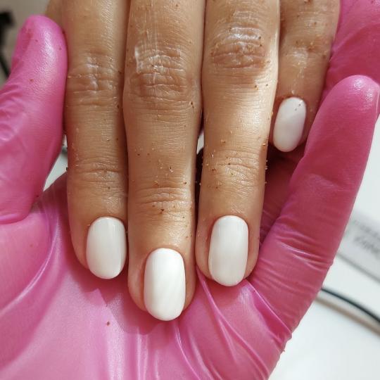 Glo #beograd Gel lak Manikir + gel lak