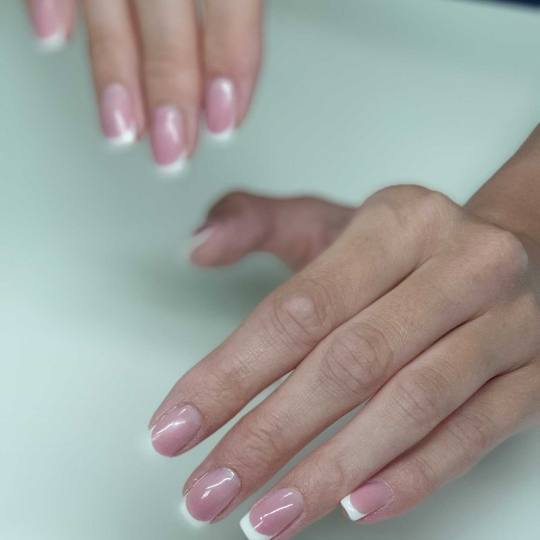Tina B #beograd Izlivanje noktiju Izlivanje noktiju gelom