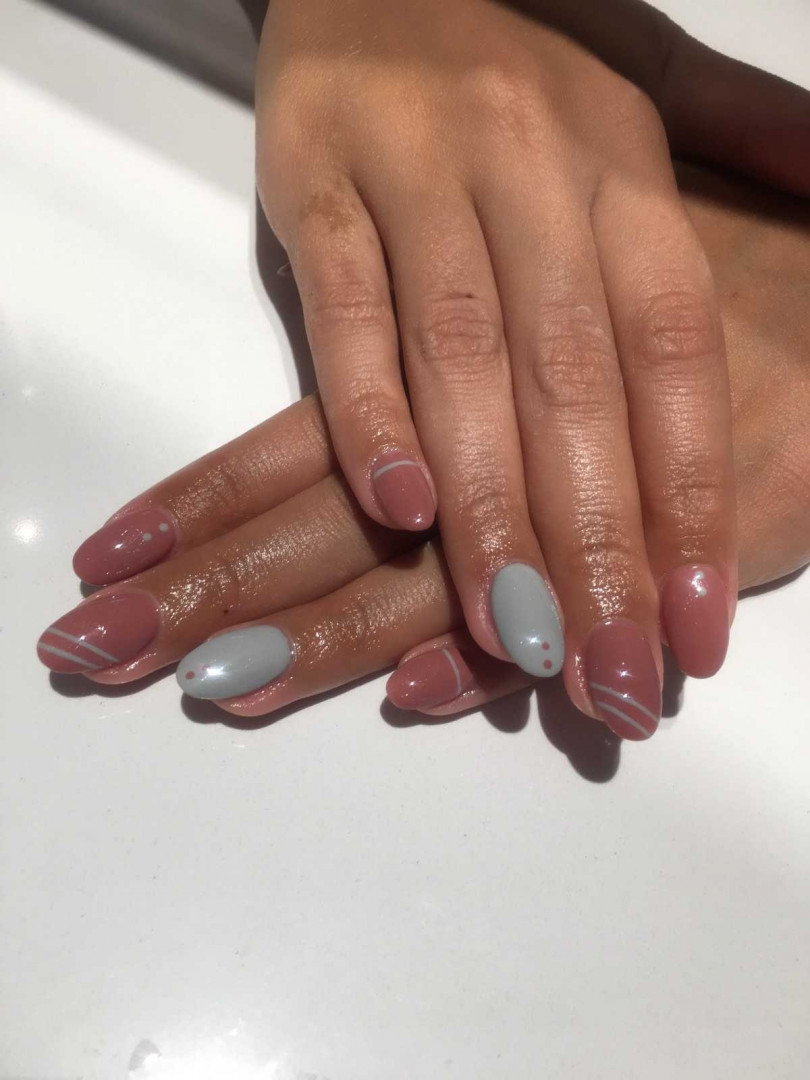 Ada Nails, Beograd Izlivanje noktiju