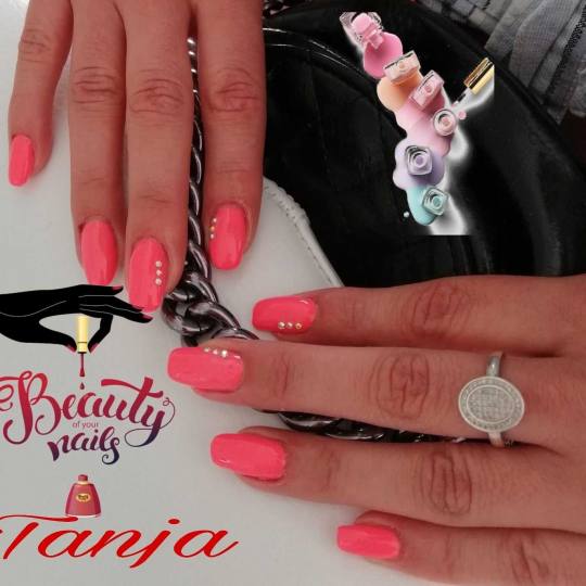 Tanja #beograd Ojačavanje noktiju Korekcija ojačavanja prirodnih noktiju gelom - nokti srednje du