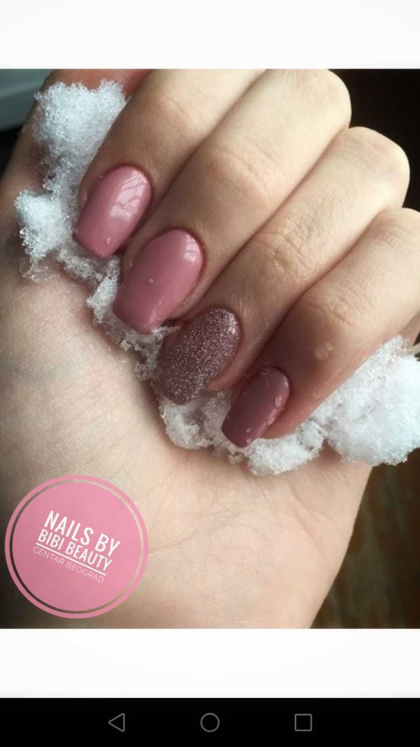 Bibi beauty centar #beograd Nadogradnja noktiju Nadogradnja noktiju tipsama