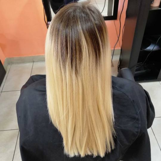 Hair Studio K1 #beograd Farbanje kose Pre Balayage + feniranje na ravno / lokne - sve dužine kose A