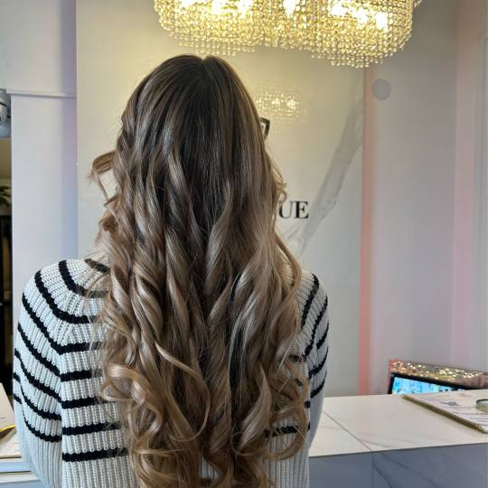 Esthetique Privé #beograd Ombre, sombre, balayage GOLDWELL Balayage + preliv + feniranje - duga kos