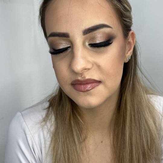 Agapi Studio #nis Make up❤️‍🔥