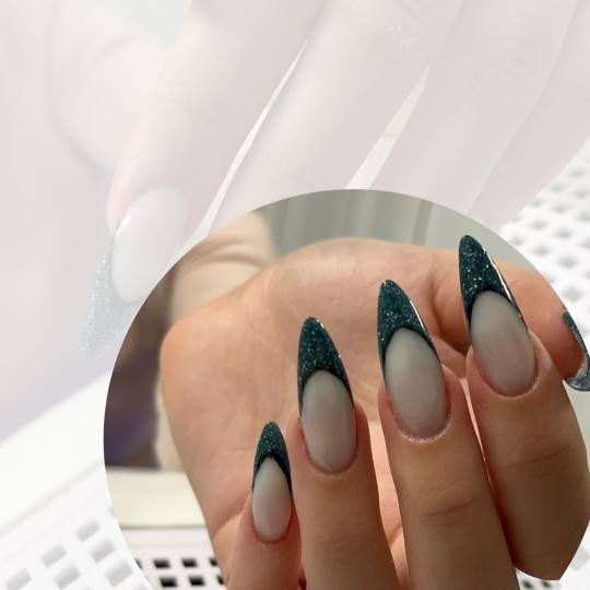 Coco Beauty Room #beograd Izlivanje noktiju Izlivanje noktiju gelom - XL dužina