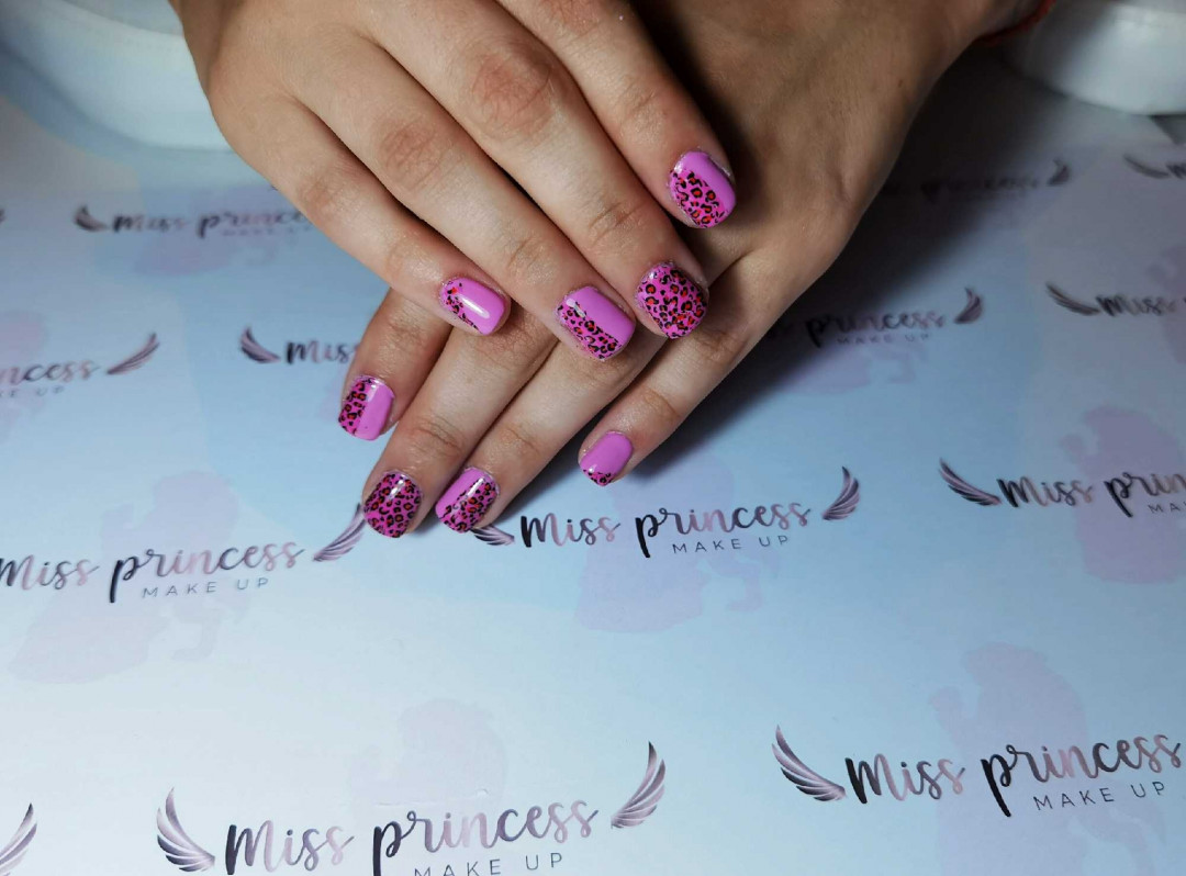 Izlivanje noktiju gelom / akrilom / akry gelom - S dužina - Miss Princess Make up, Beograd Izlivanje noktiju Nokti Izlivanje noktiju, Beograd, Vukov spomenik, Đeram