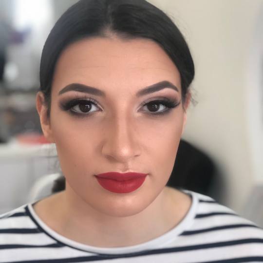 Olymp Beauty #nis Make-up / šminkanje Šminka Profesionalno šminkanje + veštačke trepavice Ardel