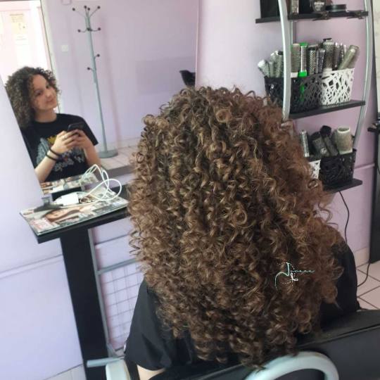 Jovana + #beograd Uvijanje, lokne i talasi Afro lokne - ekstra duga kosa