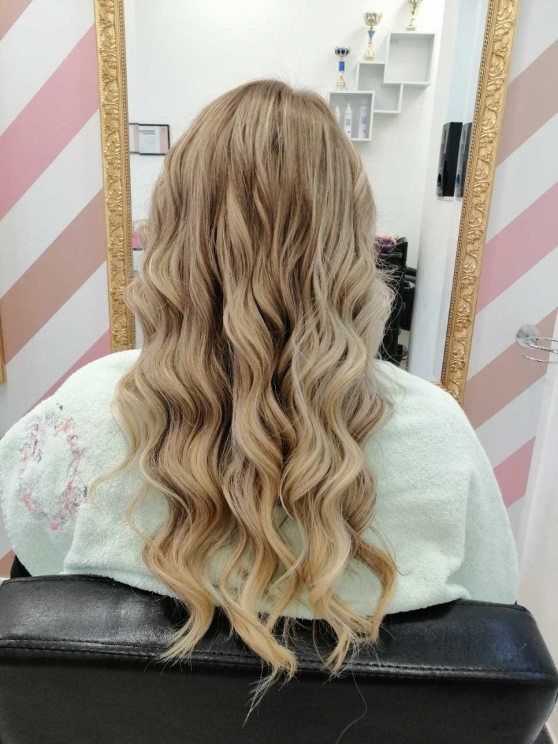 Crown 88 #beograd Ombre, sombre, balayage Balayage + preliv + olaplex tretman - duga kosa