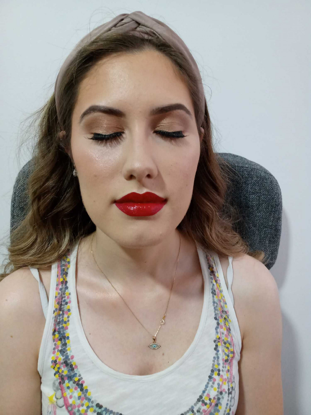 Krasiva #beograd Make-up / šminkanje Profesionalno šminkanje + veštačke trepavice